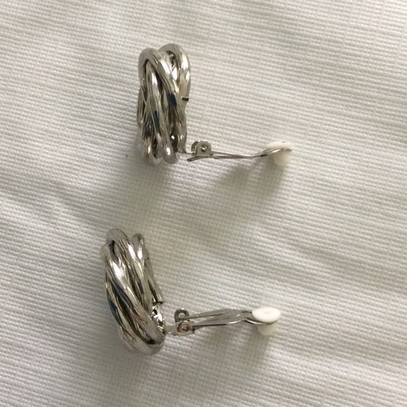 Woman’s Clip on Earrings color sliver. They can dress up any outfit - Picture 2 of 5